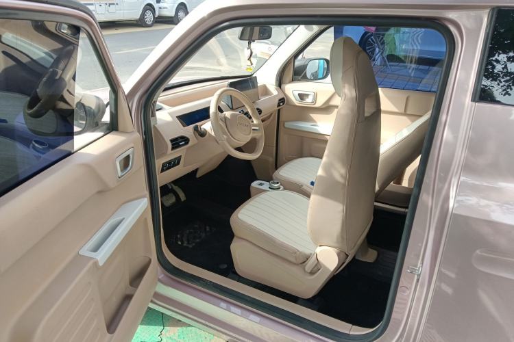 Used Geely Galaxy Panda 2023 Panda Mini 200km Endurance Bear
