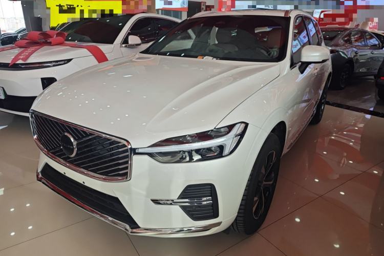 Used Volvo XC60 2026 B5 4x4 Smart Luxury Edition