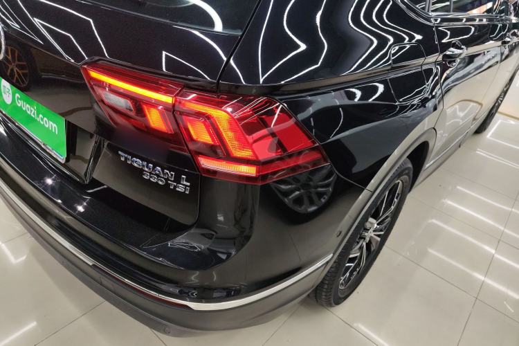 Used Volkswagen Tiguan L 2020 330TSI Automatic Two-Wheel Drive Smart Luxury Edition China VI Standard Right Rear Taillight