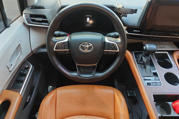 Used Toyota SIENNA 2021 2.5L Hybrid Comfort Edition