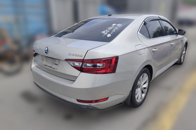 Used Skoda Superb 2018 TSI330 DSG Comfort Edition China V Standard Rear Right 45 Deg