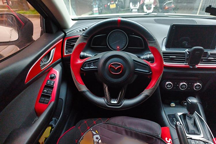 Used Mazda 3 Axela 2017 Sedan 1.5L Automatic Comfort Model Emission Standard China V