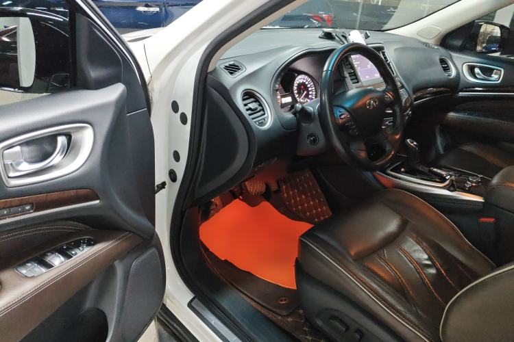 Used Infiniti QX60 2016 2.5 S/C Hybrid Two-Wheel-Drive Excellence Edition China V Standard