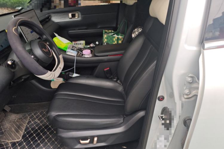 Used Wuling Xingguang S 2024 130km Flagship Version
