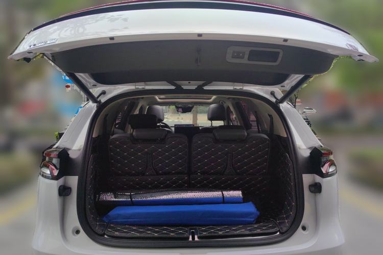 Used BYD Tang 2019 2.0T Automatic SmartConnect Luxury 7-Seater China VI Standard Trunk