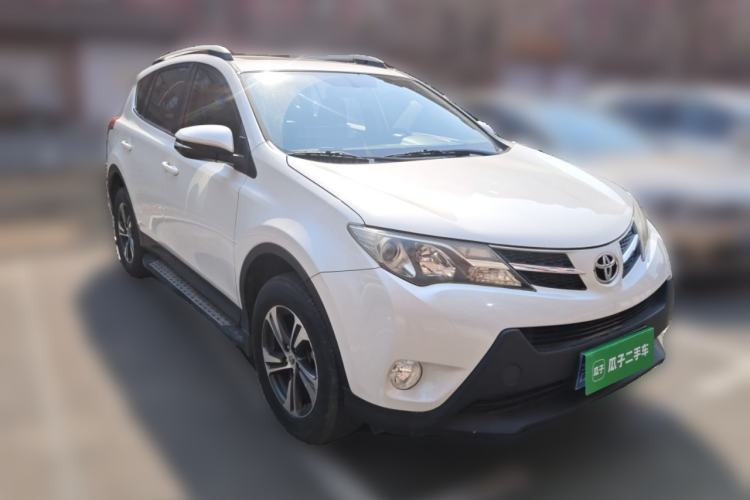 Used Toyota RAV4 2015 2.0L CVT Two-Wheel Drive Fashion Edition
