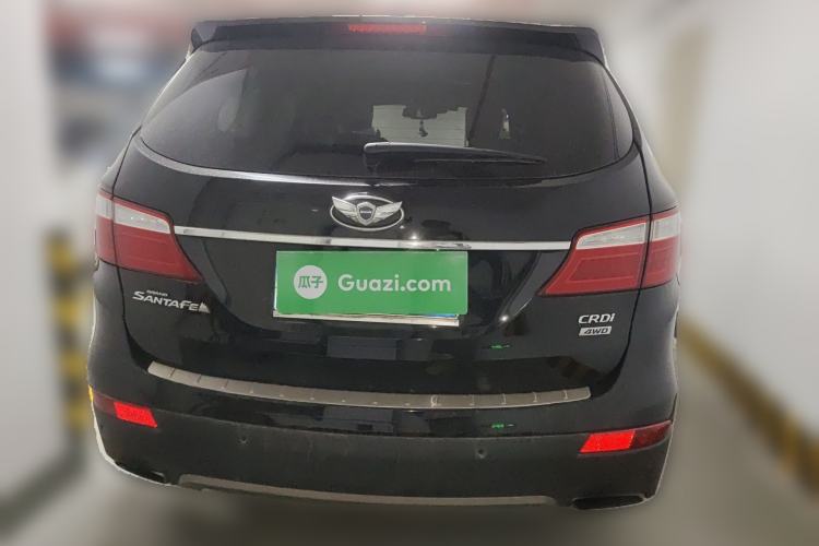 Used Hyundai Grand SantaFe 2013 2.2T 7-Seater Four-Wheel-Drive Flagship Edition Rear