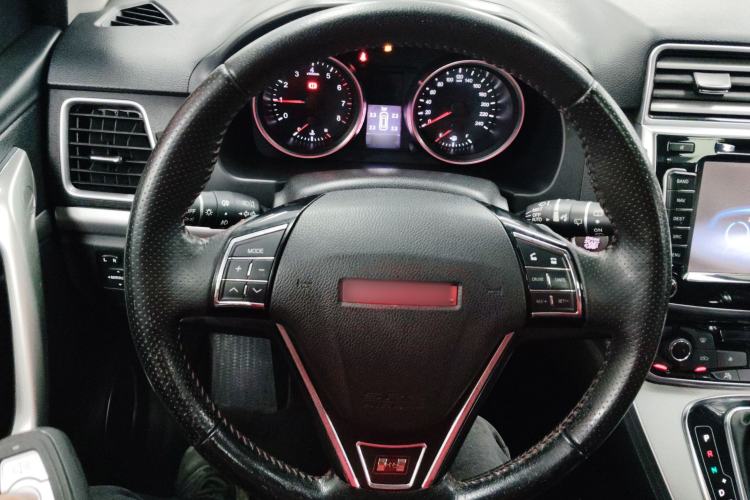 Used Haval H6 2015 Sport Edition 1.5T Automatic Two-Wheel Drive Luxury Model
