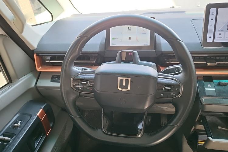 Used Farizon Super VAN 2024 Zhifu Edition Mid-Drive Mid-Roof 83 kWh Steering Wheel