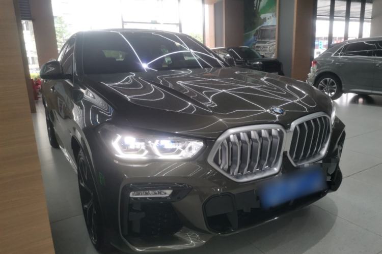 Used BMW X6 2020 xDrive40i Luxury Model with M Sport Package
