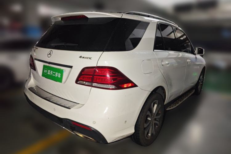 Used Mercedes-Benz GLE 2015 GLE 320 4MATIC Rear Right 45 Deg