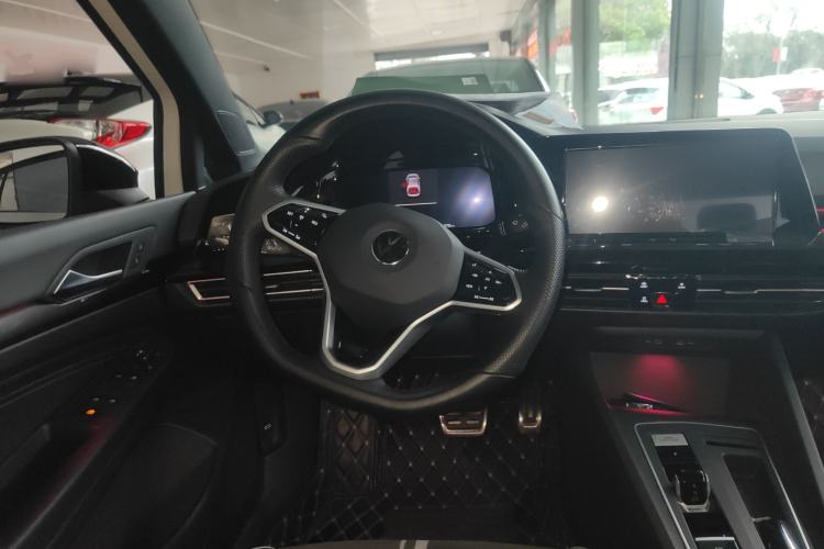 Used Volkswagen Golf 2021 280TSI DSG Pro First Edition Steering Wheel