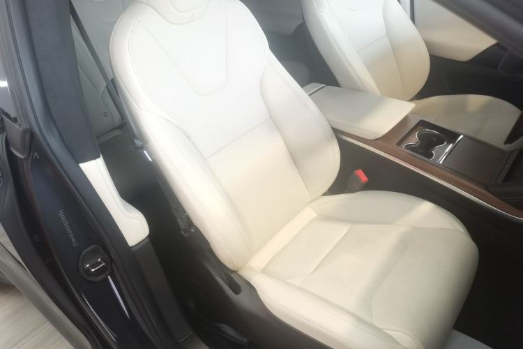 Used Tesla Model X 2023 Dual-Motor All-Wheel-Drive Version Right Front Seat