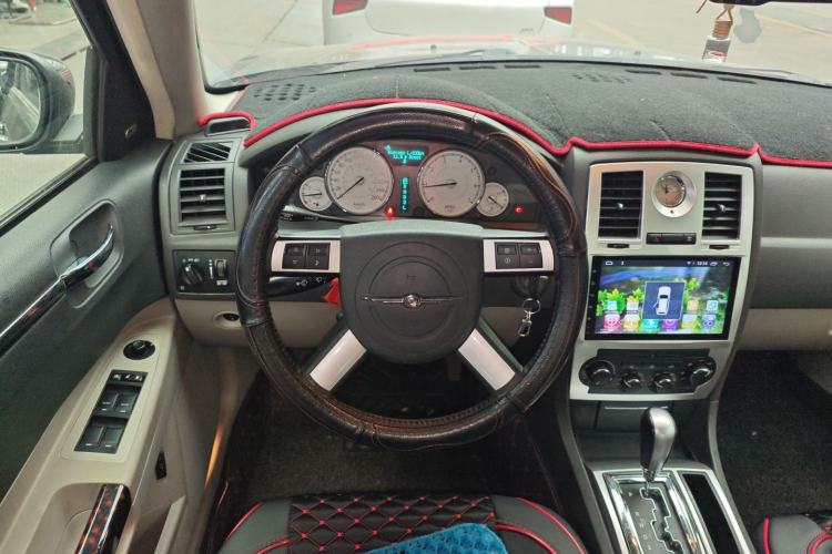 Used Chrysler 300C 2007 2.7L Business Edition Steering Wheel