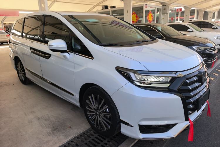 Used Honda Elysion 2024 2.0L eHEV Luxury Edition