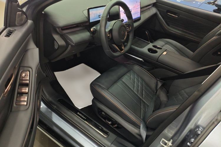 Used Baojun Enjoy 2025 Plug-in Hybrid 140km Luxury Edition