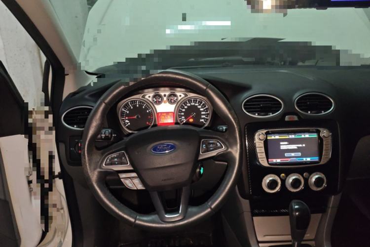 Used Ford Focus 2013 Hatchback Classic 1.8L Automatic Base Model
