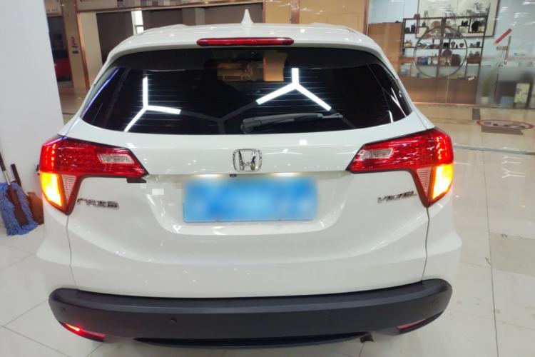 Used Honda Vezel 2015 1.5L manual two-wheel drive Comfort trim level Rear