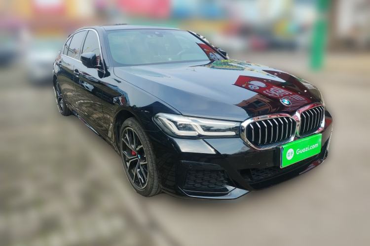 Used BMW 5 Series 2022 Restyled 530Li Luxury Edition M Sport Package Front Right 45 Deg