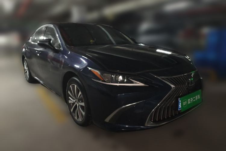 Used Lexus ES 2020 200 Excellence Edition
