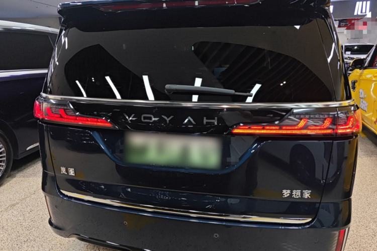 Used VOYAH Dream 2025 PHEV Four-Wheel-Drive Flagship Kunpeng Edition Rear