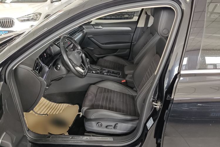 Used Volkswagen Magotan 2020 380TSI DSG Luxury Version Left Front Seat