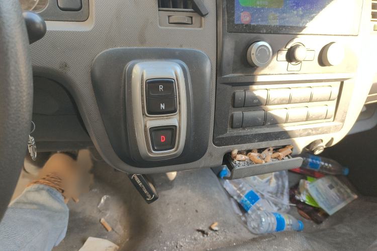 Used Foton Scenic G7 New Energy 2022 Van Long Wheelbase High Roof 2 Seats CATL 50.23 kWh
