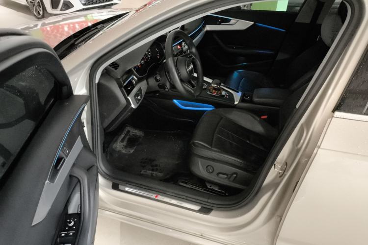 Used Audi A4L 2018 30th Anniversary Edition 40 TFSI Fashion Model