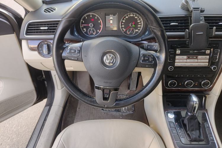 Used Volkswagen Passat 2013 1.8TSI DSG Prestige Edition
