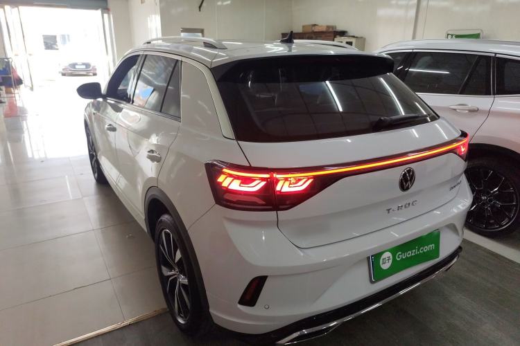 Used Volkswagen T-ROC 2024 300TSI DSG Two-Wheel-Drive Chen Guang Edition Rear Left 45 Deg