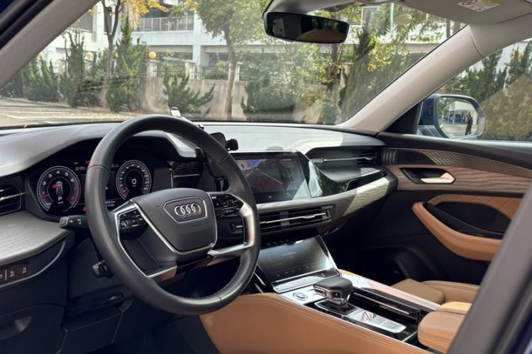 Used Audi Q6 2024 50 TFSI quattro Xingyun Edition Yulin Package 6 Seats
