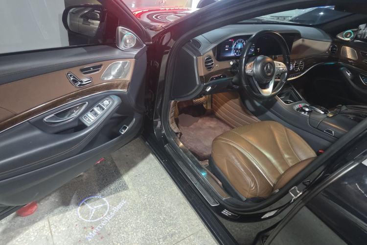 Used Mercedes-Benz S-Class 2018 S 320 L Driver Seat