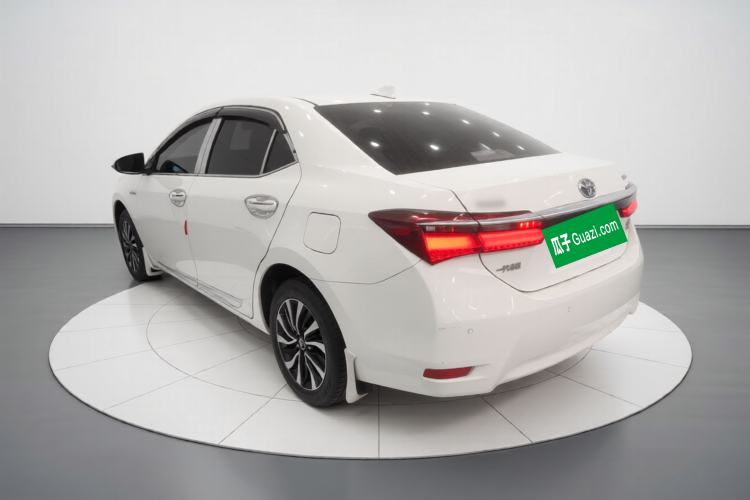 Used Toyota Corolla 2017 Revised Dual-Engine 1.8L E-CVT Elite Edition