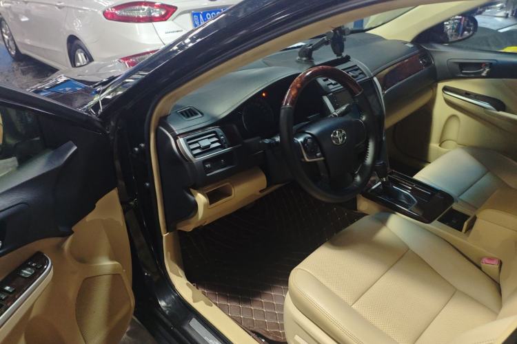 Used Toyota Camry 2016 2.0E 10th Anniversary Elite Edition