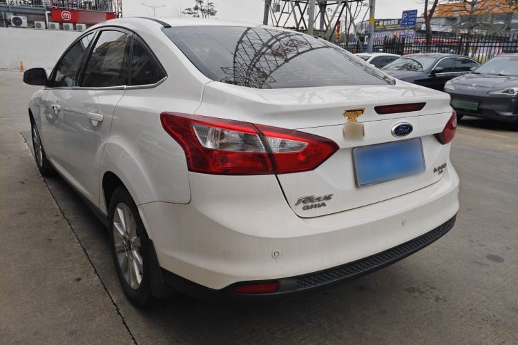 Used Ford Focus 2012 Sedan 2.0L Automatic Flagship Model