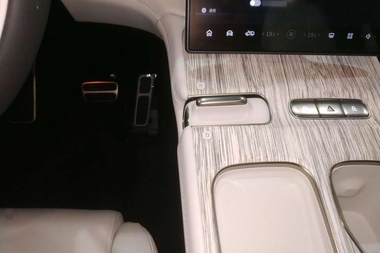 Used Nio ES7 2024 75 kWh
