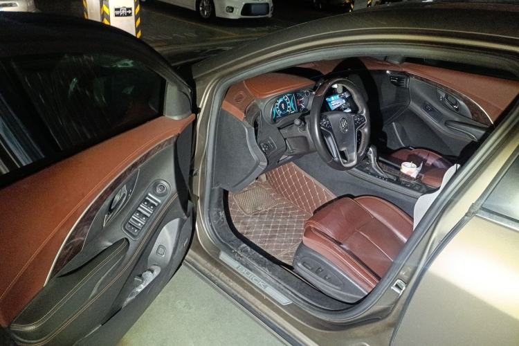 Used Buick LaCrosse 2013 2.4L SIDI Luxury Comfort Edition Driver Seat