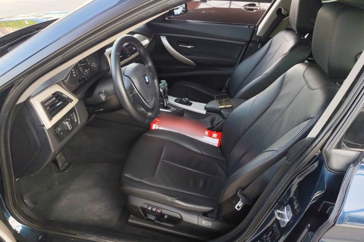 Used BMW 3 Series GT 2013 320i Leading Model