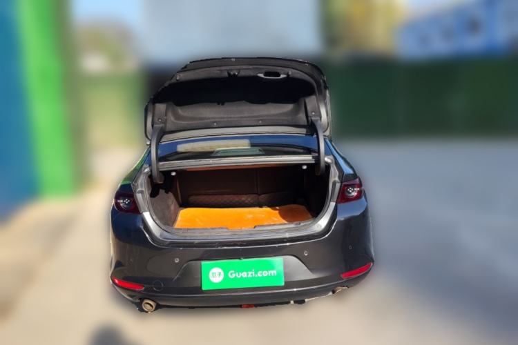 Used Mazda 3 Axela 2020 2.0L Automatic Zhiya Edition Trunk