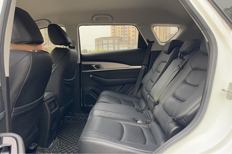 Used JETOUR X70 2020 1.5T DCT Comfort Edition 5-seater
