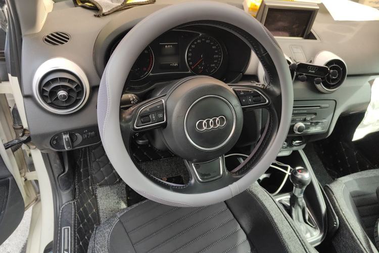 Used Audi A1 2012 1.4 TFSI Ego Steering Wheel