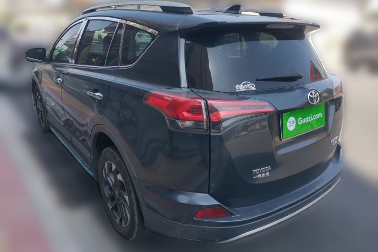 Used Toyota RAV4 2016 2.5L Automatic 4x4 Elite Edition