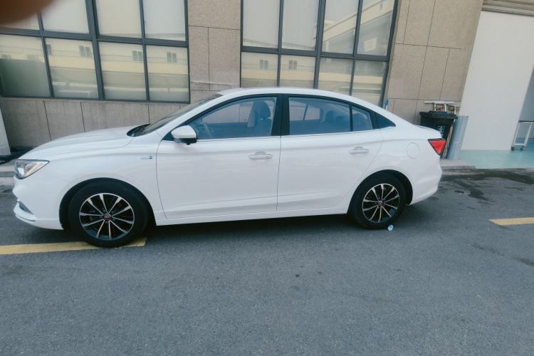 Used Roewe i5 2020 1.5L Automatic 4G Connect Luxury Flagship Edition