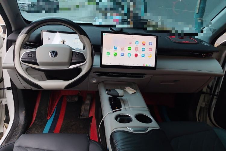 Used CHANGAN UNI-Z New Energy 2024 Blue Whale Smart Electric iDD 125km Beyond Edition
