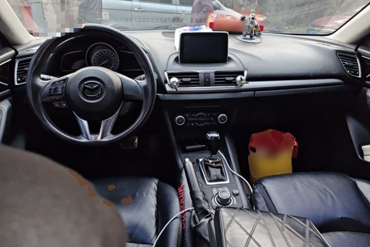 Used Mazda 3 Axela 2014 Sedan 1.5L Automatic Prestige Model Center Console