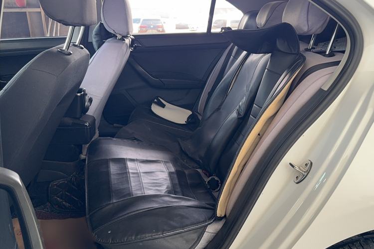 Used Volkswagen Santana 2016 1.6L Manual Fashion Edition