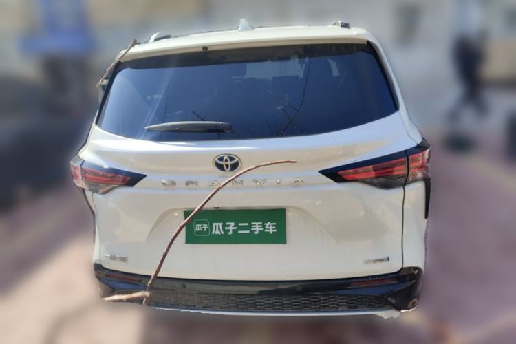 Used Toyota Granvia 2023 2.5L Hybrid Prestige PLUS Edition