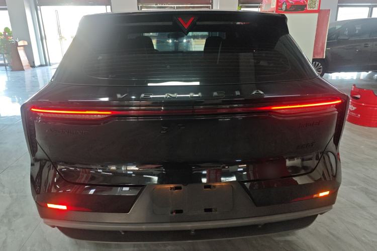 Used Venucia V 2022 260T Black Horse Edition · Idol Rear