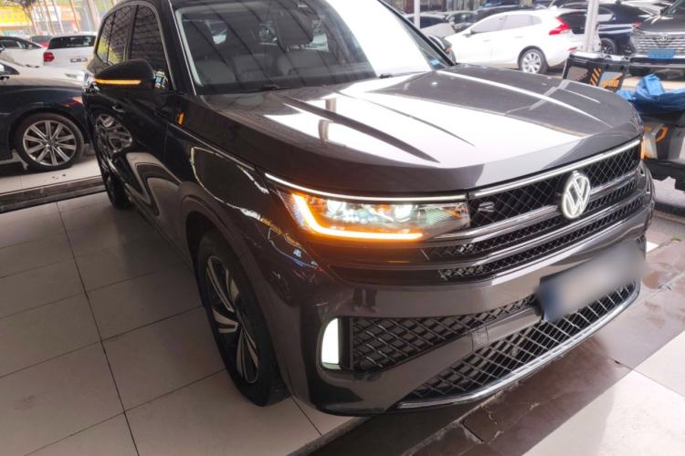 Used Volkswagen Tavendor 2023 380TSI Four-Wheel Drive R-Line Cruise Edition