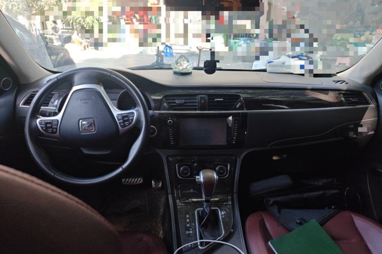 Used Zotye T600 2015 2.0T DCT Prestige Edition Center Console